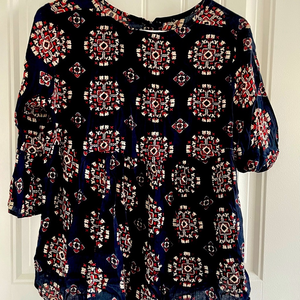 Printed flowy top ✨